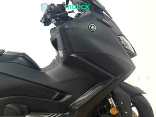 YAMAHA TMAX 560 (MIVV HOMOLOGADO)