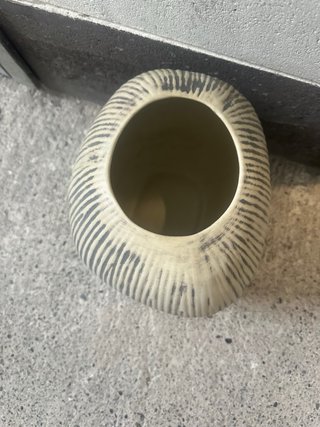 Vaso decorativo in ceramica