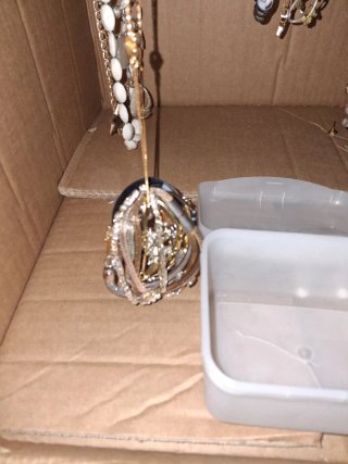 Lote Collares , Pulseras y pendientes de  Bisuterí
