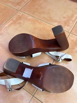 Sandalias Gloria Ortiz Piel Talla 39. Son comodas.