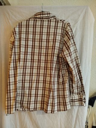 Camisa de cuadros beige y marrón