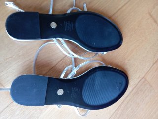 Sandalias Planas Plateadas Zara