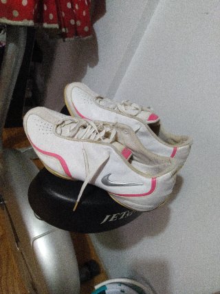 Zapatillas Nike Air Training Mujer Blancas Rosas