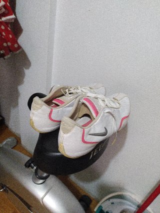 Zapatillas Nike Air Training Mujer Blancas Rosas