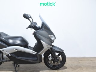 YAMAHA XMAX 125