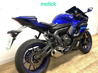 YAMAHA R7 (A2)