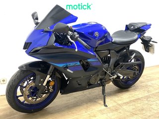 YAMAHA R7 (A2)