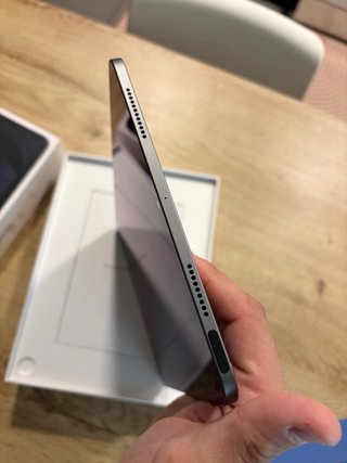 iPad Air M1 64GB Plata 99% Batería
