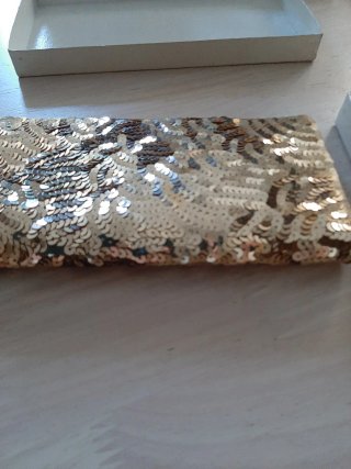 Pochette oro con paillettes