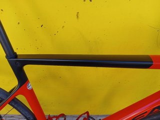 Orbea Orca M20 Team Roja y negra. Talla 57