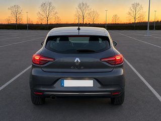 Renault Clio 5 – 1.0 TCe 100 CV – Cool & Chic