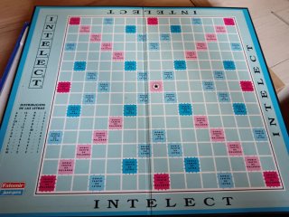 Juego de mesa Intelect