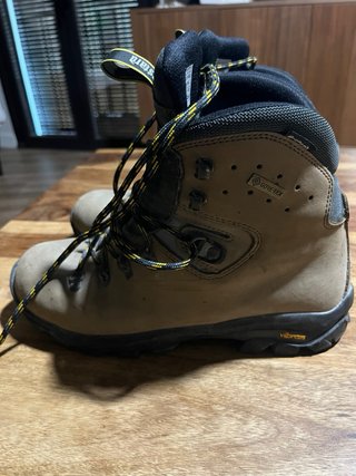 Botas de montaña Bestard