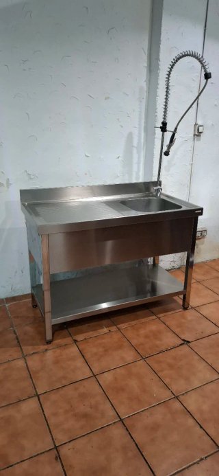 Fregadero industrial acero inoxidable con grifo