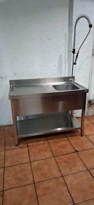 Fregadero industrial acero inoxidable con grifo