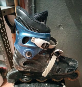 Patines en línea negros y azules número 36