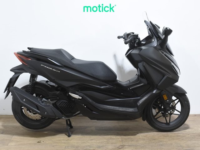 HONDA FORZA 125