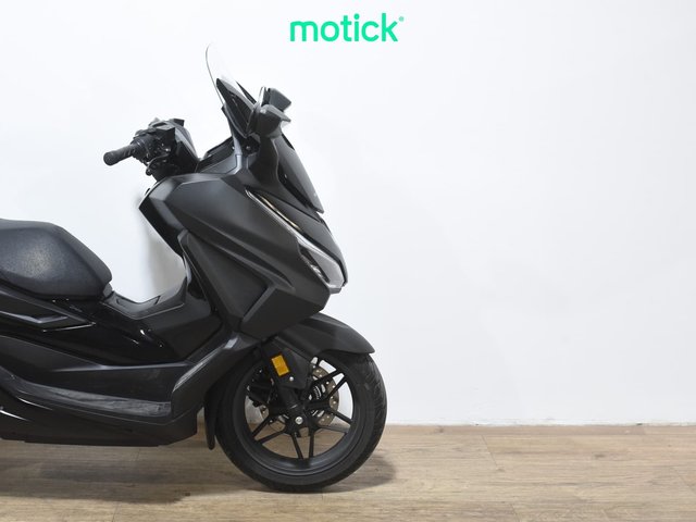 HONDA FORZA 125