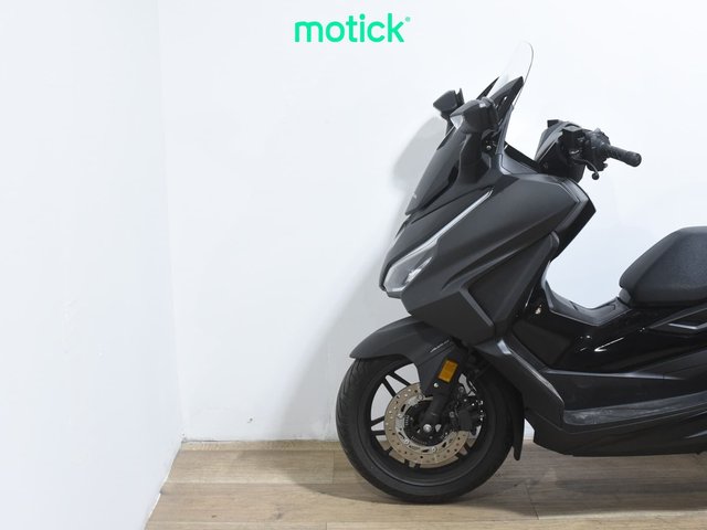 HONDA FORZA 125