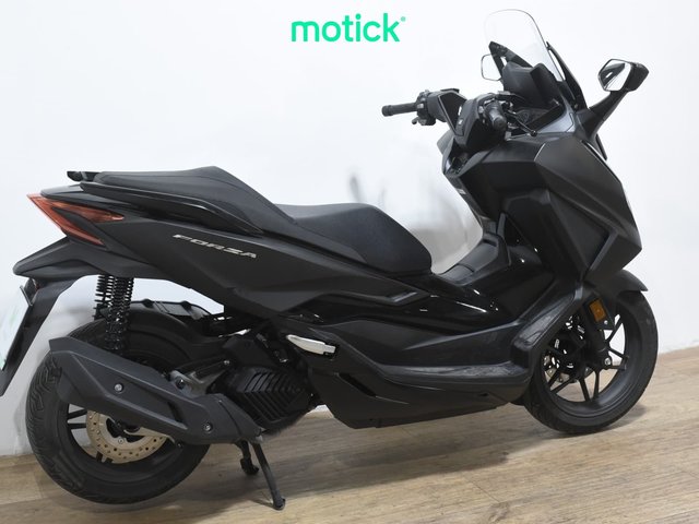 HONDA FORZA 125