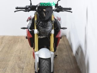 BMW F 900 R (A)(4 PACKS)