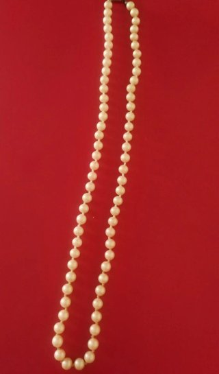Collana 72 perle coltivate vintage.