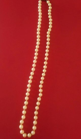 Collana 72 perle coltivate vintage.