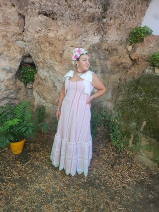 Traje de Gitana Rociero Rosa y Blanco