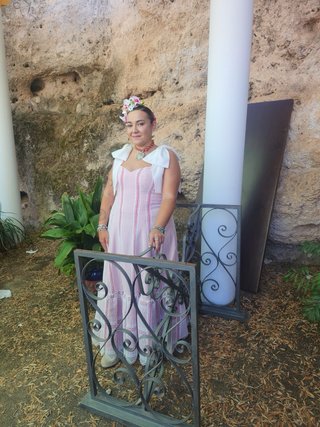 Traje de Gitana Rociero Rosa y Blanco