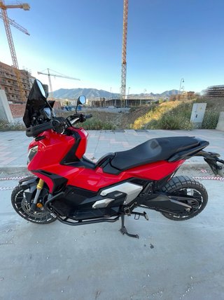 Honda X-ADV 750 garantia oficial 1 año