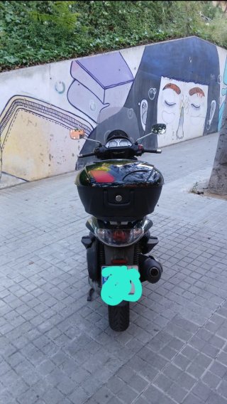 Moto Scooter 125 Piaggio Beverly Tourer Negra