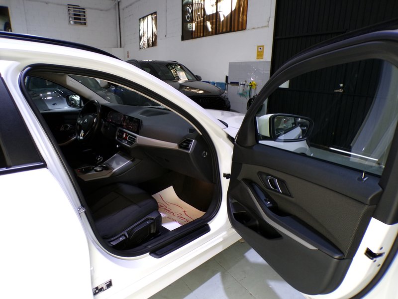 BMW Serie 3 Touring 320d xDrive (G21 LCI) 2022, foto 22