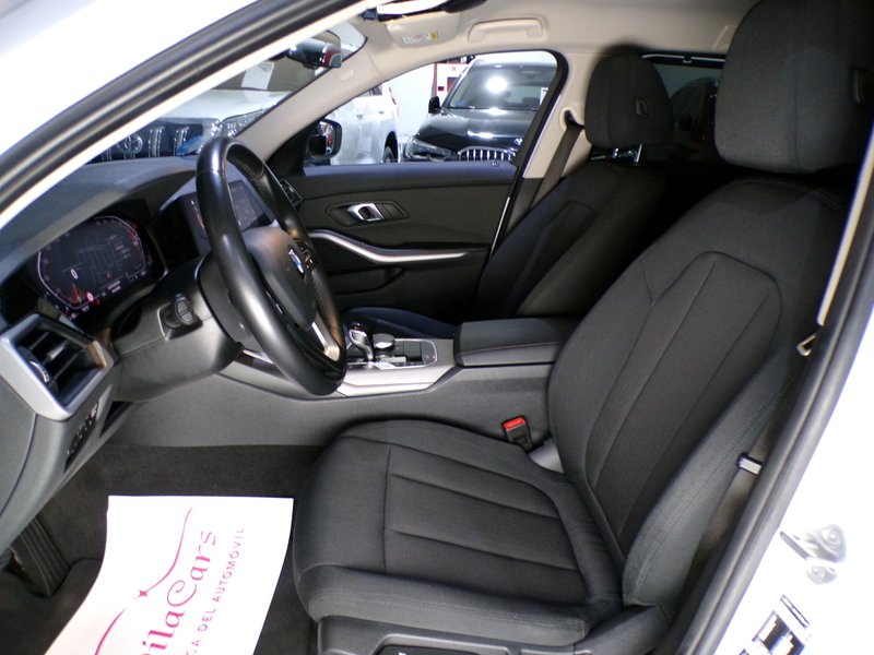 BMW Serie 3 Touring 320d xDrive (G21 LCI) 2022, foto 30