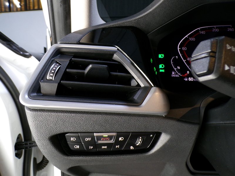BMW Serie 3 Touring 320d xDrive (G21 LCI) 2022, foto 34