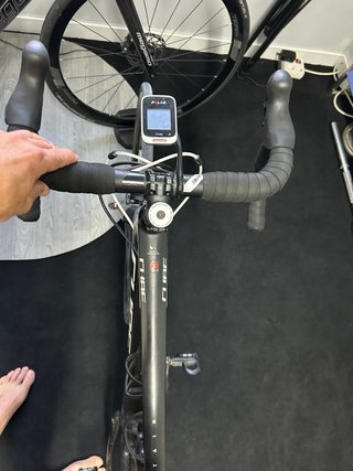 Bici da strada CUBE ATTAIN SL Carbono Taglia 52