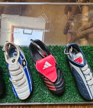 Colección llaveros botas fútbol clásicas
