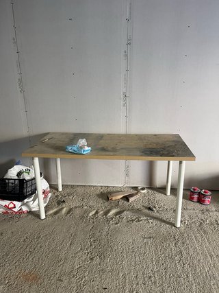 SE REGALAN MUEBLES VIEJOS PARA VACIAR UN BAJO