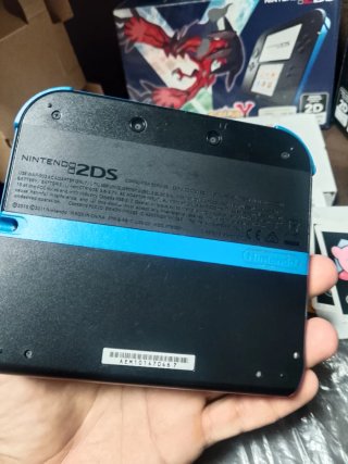 Nintendo 2DS Azul Pokémon Y