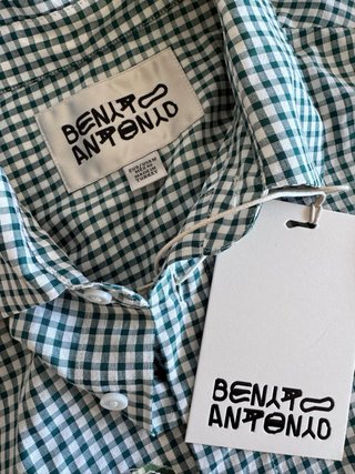 Camisa Antonio Benito cuadros verde Badbunny