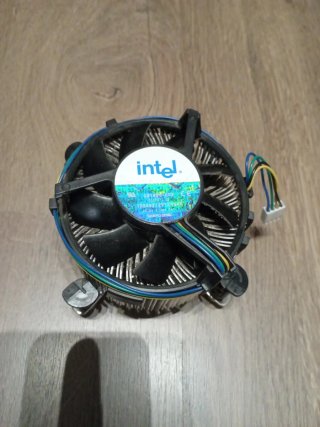 Procesador Intel Pentium 4 3.2 GHz y ventilador