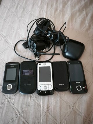 Lote 5 Móviles Nokia y Felicity
