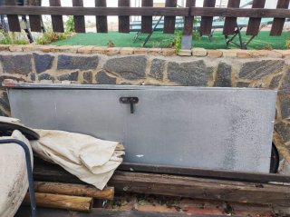 Puerta galvanizada