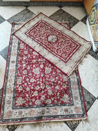 Alfombra Decorativa Beige y Roja