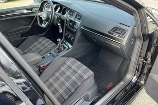 Volkswagen Golf GTI (2017)