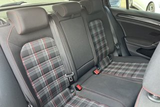 Volkswagen Golf GTI (2017)