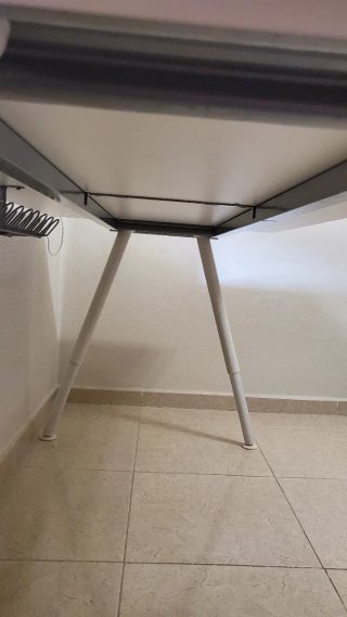 Mesa escritorio blanca moderna