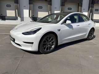 Tesla Model 3 SR RWD LFP BOLA REMOLQUE UNICO DUEÑO