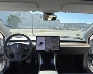 Tesla Model 3 SR RWD LFP BOLA REMOLQUE UNICO DUEÑO