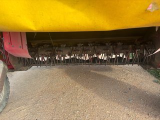 Segadora Pottinger catnova 310con cinta agrupadora