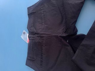 Pantalón Almatrichi negro ( solo inpost)